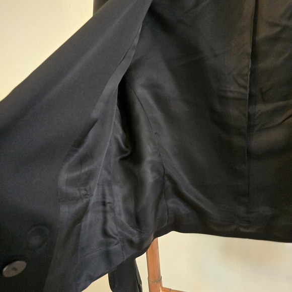 ๐20%OFF๐ Jacob Satin Cropped Tuxedo Style Blazer - Picture 6 of 10